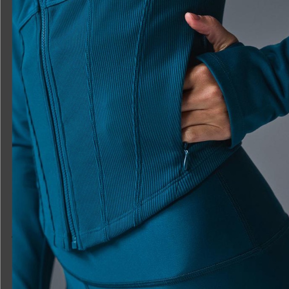 Alo Yoga Full Zip Corset Jacket Airbrush Size Small Eclipse Blue Sold out Color - Picture 7 of 9